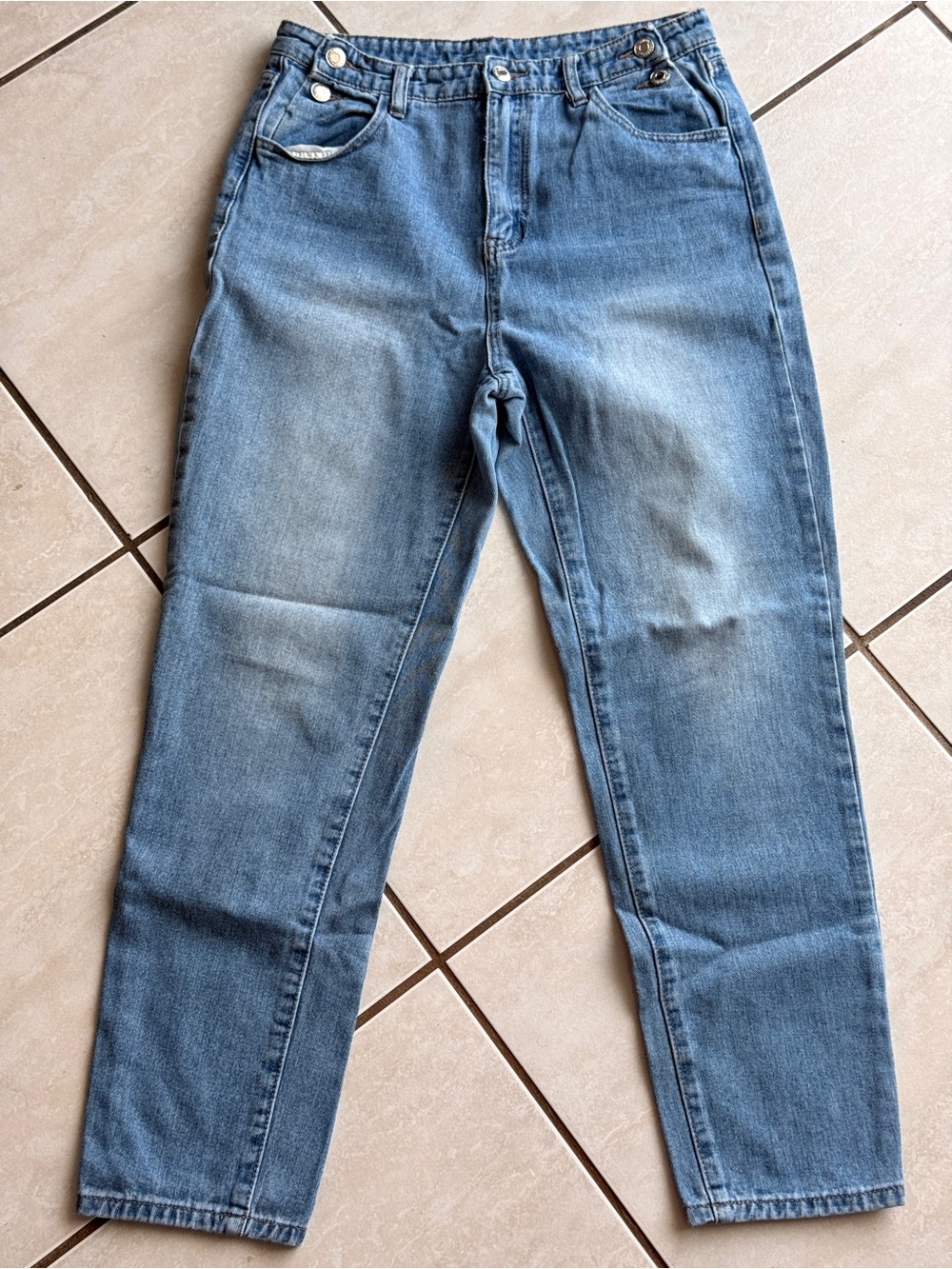 Classic High-Rise Women's Blue Jeans